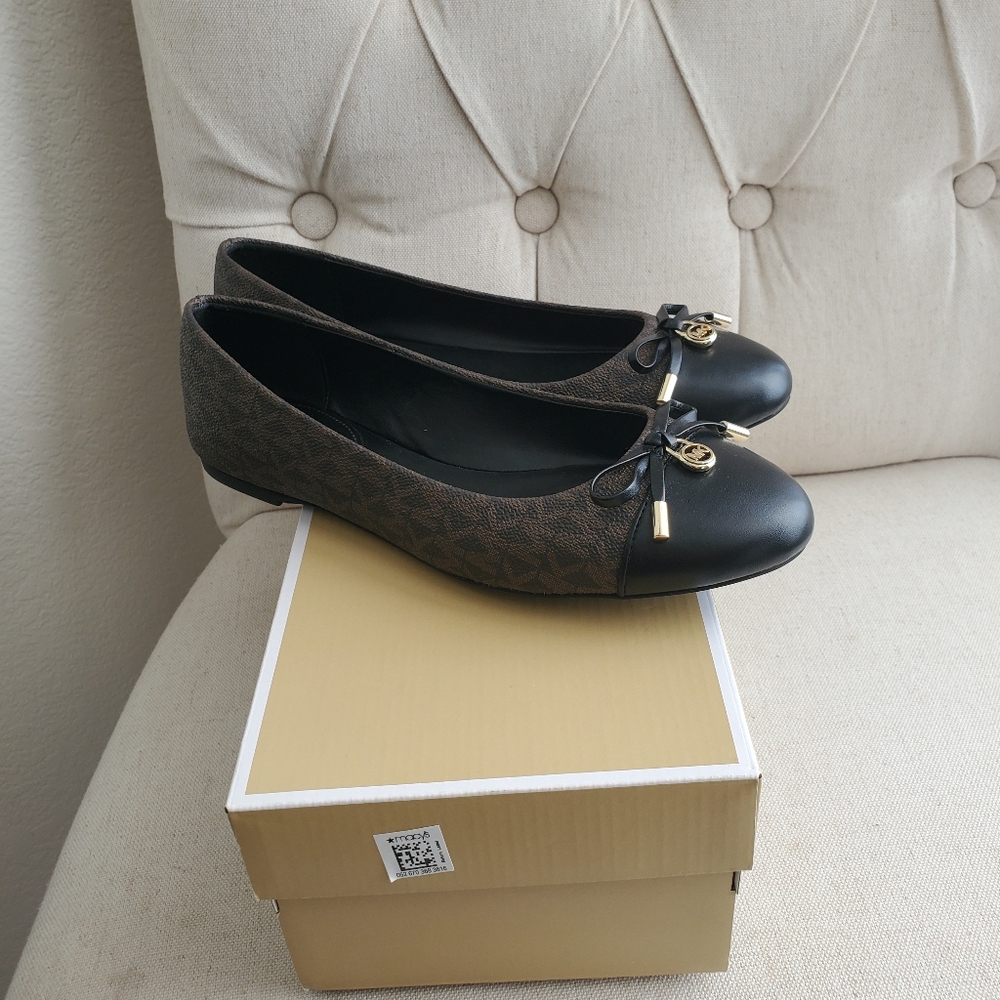 Michael Kors, size 7.5, brown & black - Picture 3 of 5